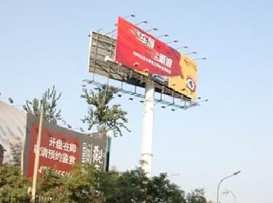 南涧户外广告怎么做才能让人一眼记住？